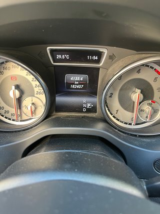 Mercedes GLA 220 CDI Automático del 2015