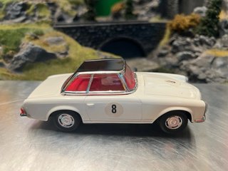 Mercedes 250 SL Scalextric Reprotec