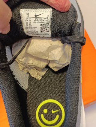 Zapatillas Nike Running Gris y Amarillo