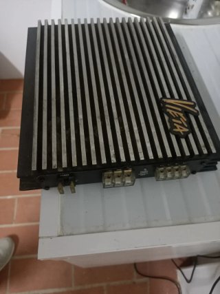 Amplificador coche Vieta