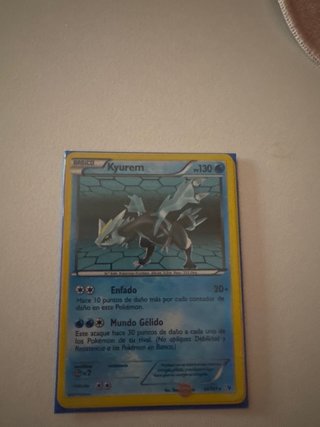 Kyurem Básico Pokémon TCG 130 HP