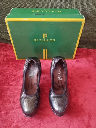 Zapatos de tacón de la marca Pitillos - Talla 37 N