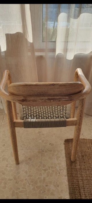Conjunto de mesa y sillas
