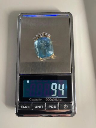 Colgante Oro y Aguamarina con Diamantes