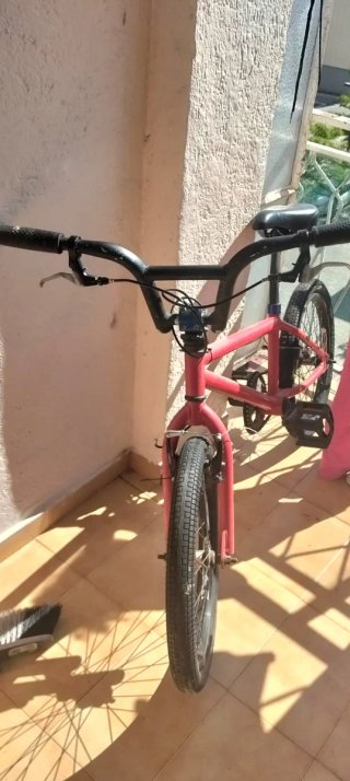 Bicicleta BMX Roja