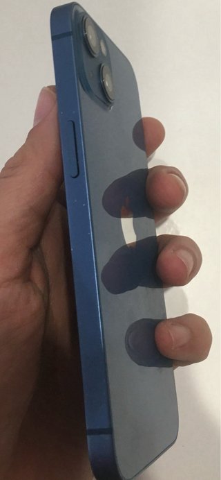 iPhone 13 Apple