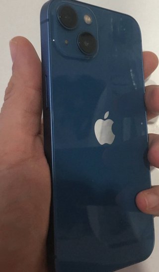 iPhone 13 Apple