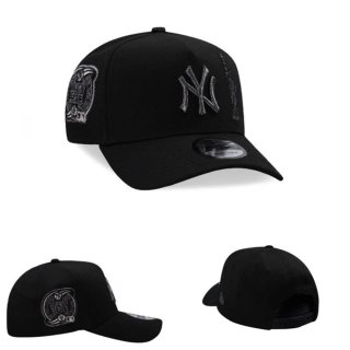 Gorra New Era NY Yankees Negra Plata
