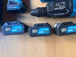 Kit Herramientas 4 en 1 Batería 98V Maletín