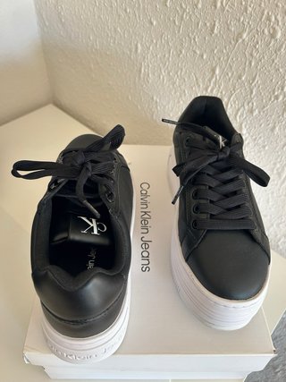 Zapatillas Calvin Klein Talla 35 Negras Plataforma