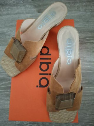 Sandalias Dibia Ante Beige Talla