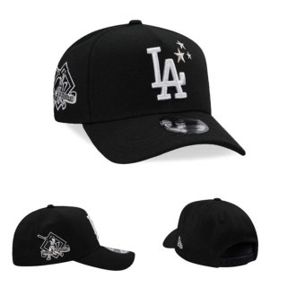 Gorra New Era Los Ángeles Dodgers Negra y Blanca