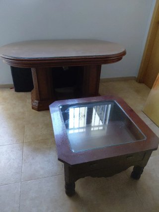 Mesa de salón madera y cristal