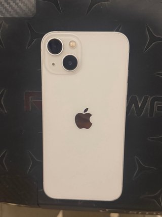 iPhone 13 Plata 84% Batería