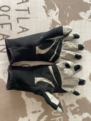 Escarpines y guantes de neopreno