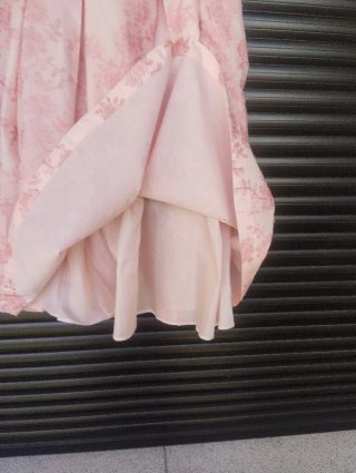 Falda rosa para eventos y bodas