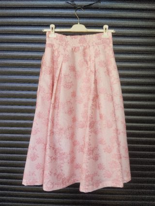 Falda rosa para eventos y bodas
