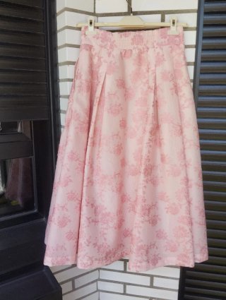 Falda rosa para eventos y bodas