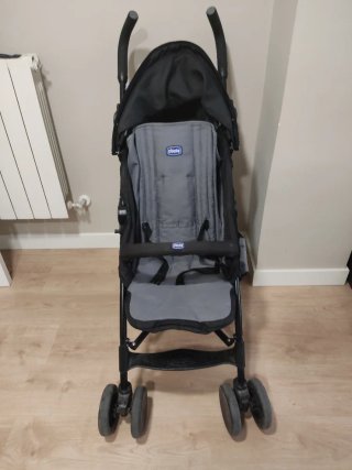 Silla de paseo Chicco gris