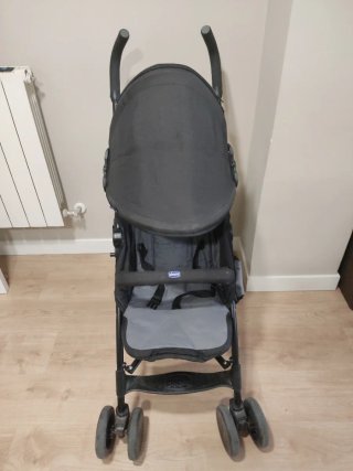 Silla de paseo Chicco gris