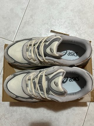 Scarpe Asics Gel Beige/Grigie Tg 41.5 Nuove