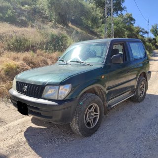 Toyota Land Cruiser 90 2000