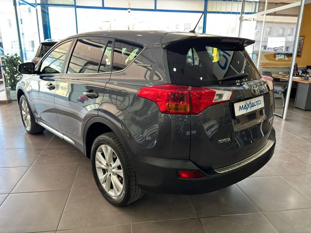 TOYOTA RAV4 2.2 D4-D 150 CV EXECUTIVE AUTO