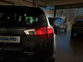 TOYOTA RAV4 2.2 D4-D 150 CV EXECUTIVE AUTO