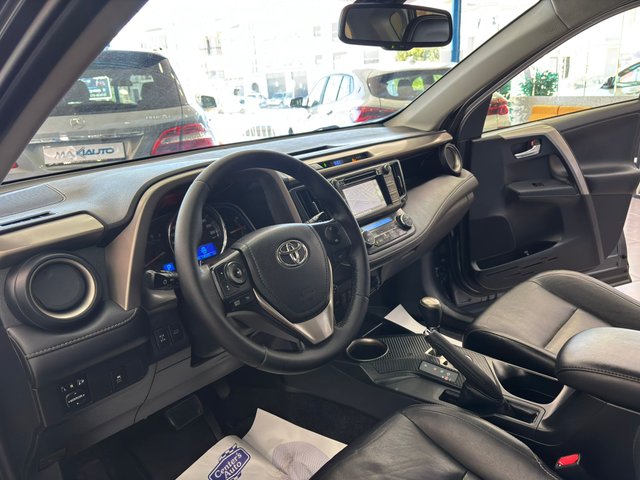 TOYOTA RAV4 2.2 D4-D 150 CV EXECUTIVE AUTO
