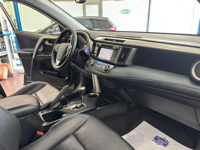TOYOTA RAV4 2.2 D4-D 150 CV EXECUTIVE AUTO
