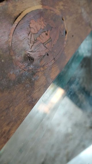 Espejo  muy antiguo madera