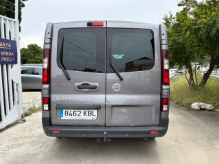 Nissan NV300