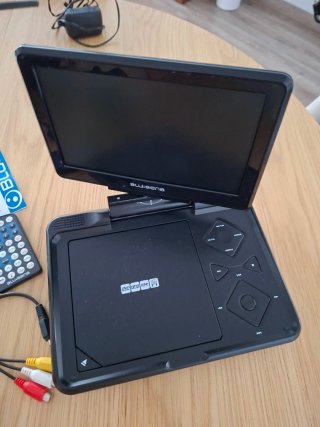 DVD Portátil TDT Blusens P54 con Accesorios