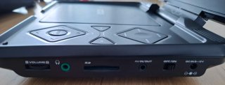 DVD Portátil TDT Blusens P54 con Accesorios