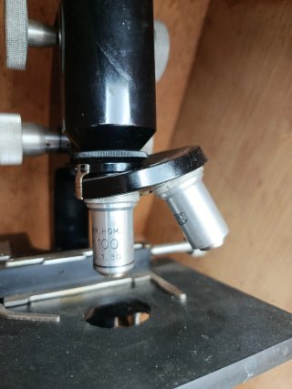 ANTIGUO MICROSCOPIO NACHET CON SU CAJA