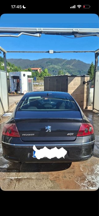 Peugeot 407