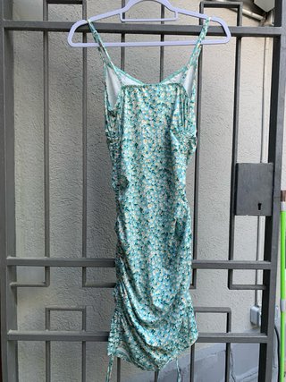 Vestido corto de flores