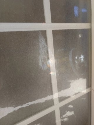 Ventana blanca con marco para hueco 110*60