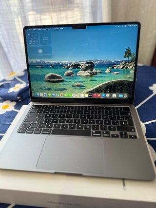 MacBook Air M2 256GB Plata