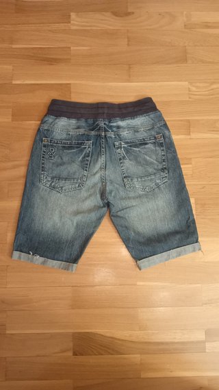 Pantalón corto vaquero chico