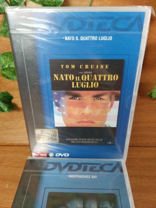 Lotto 2 DVD Sigillati: Independence Day,Nato il 4