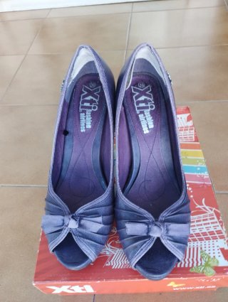 Zapatos de tacon morados T.39