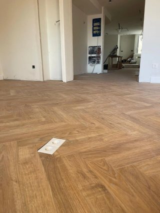 Instalación Tarima Sintética y Parquet.
