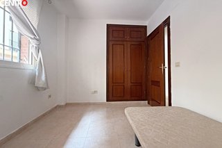 Piso en buena zona con plaza de garaje,Ogijares