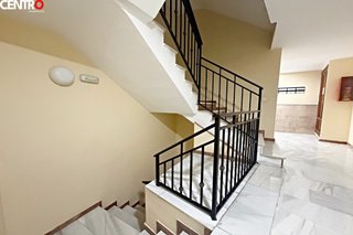 Piso en buena zona con plaza de garaje,Ogijares