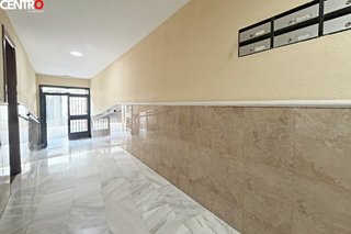 Piso en buena zona con plaza de garaje,Ogijares