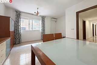 Piso en buena zona con plaza de garaje,Ogijares
