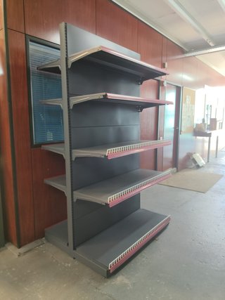 ESTANTERIA CENTRAL DE SUPERMERCADOS NUEVAS