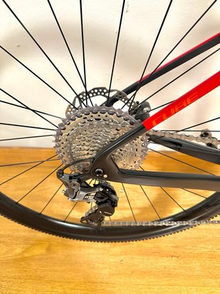REESTRENO Cube Gravel T-XS Carbono C62P