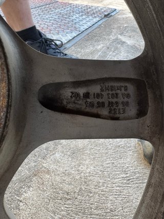 Llantas Mercedes A2036012902 A2034013102